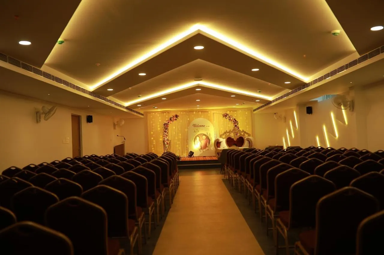 Hotel Challiyil Castle Shertallai 4*,